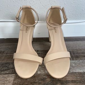 Ankis Heels, Size 9, Color: Tan